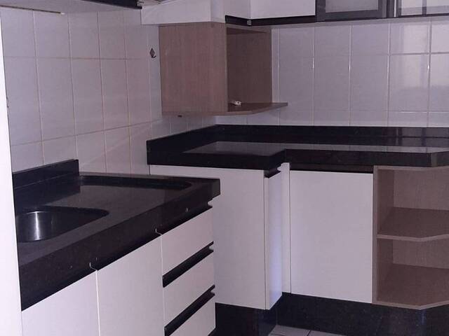 #19 - Apartamento para Venda em Cascavel - PR