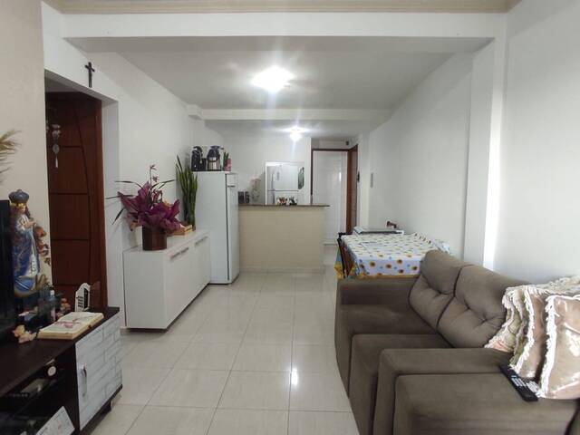 #77 - Apartamento para Venda em Cascavel - PR - 3