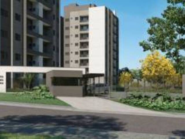 #82 - Apartamento para Venda em Cascavel - PR - 3