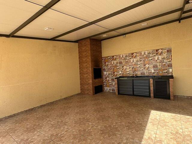 Sobrado para Venda em Cascavel - 5