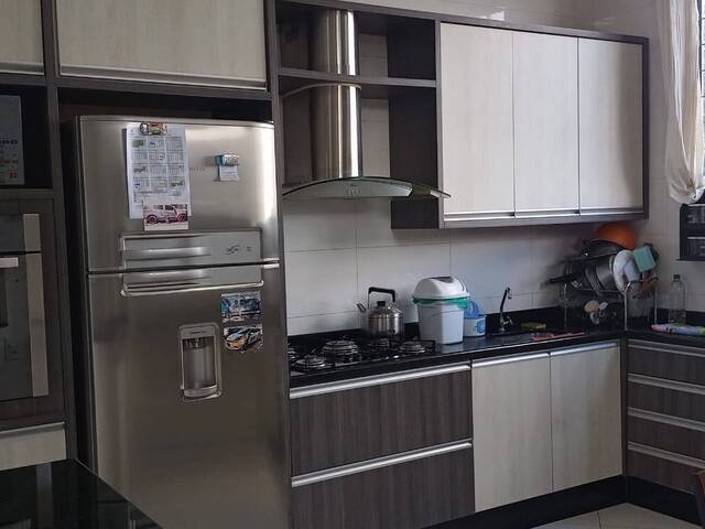 Sobrado para Venda em Cascavel - 5