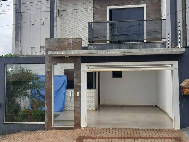 #107 - Sobrado para Venda em Cascavel - PR