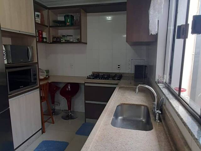 Sobrado para Venda em Cascavel - 5
