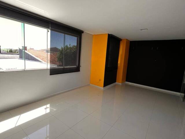 #125 - Sobrado para Venda em Cascavel - PR - 3