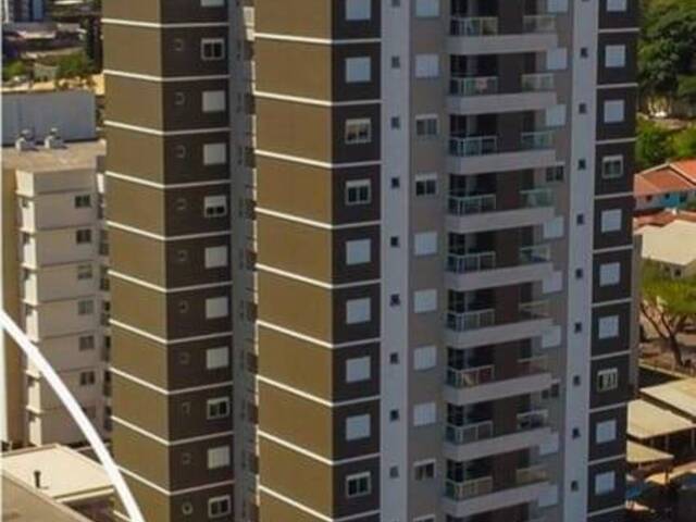 #144 - Apartamento para Venda em Cascavel - PR - 1