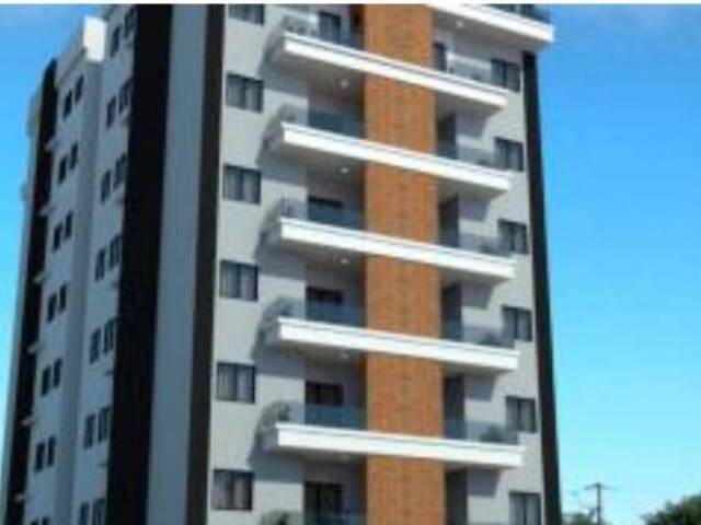 #158 - Apartamento para Venda em Cascavel - PR - 3