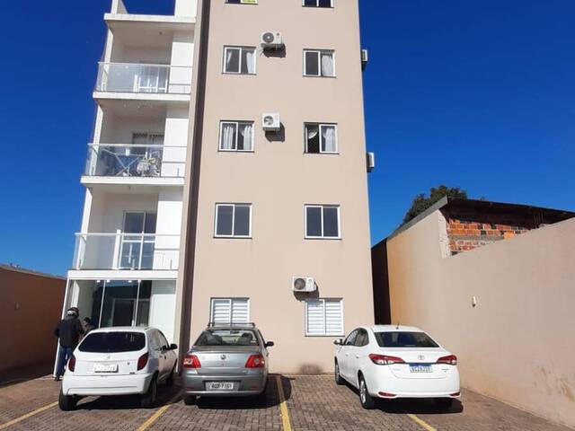 #40 - Apartamento para Venda em Cascavel - PR