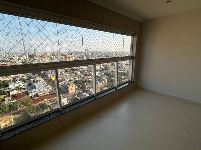 #184 - Apartamento para Venda em Cascavel - PR - 3