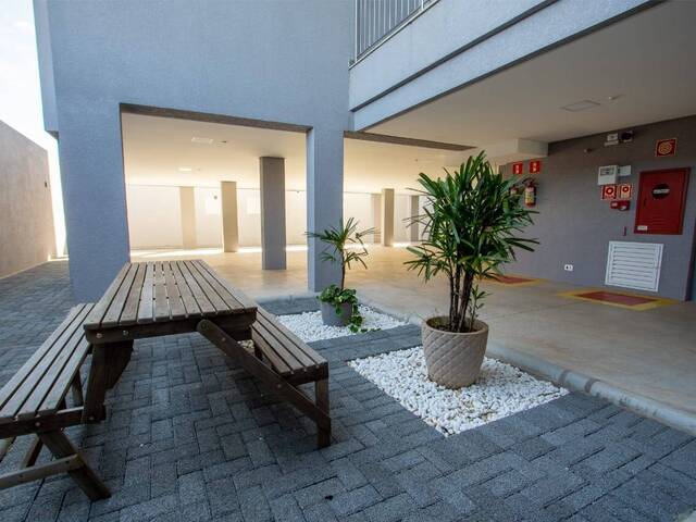 #198 - Apartamento para Venda em Cascavel - PR - 2