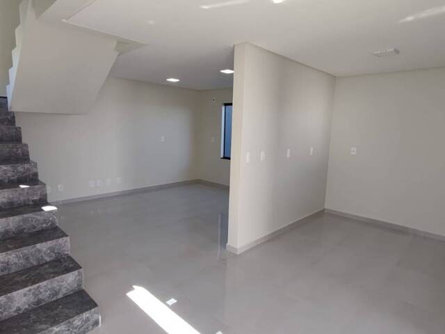 Sobrado para Venda em Cascavel - 5