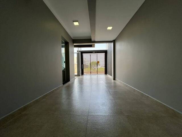 Sobrado para Venda em Cascavel - 4
