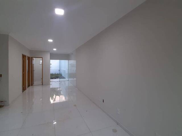 Casa para Venda em Cascavel - 3