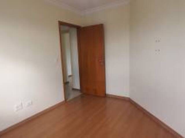 #283 - Apartamento para Venda em Cascavel - PR - 2