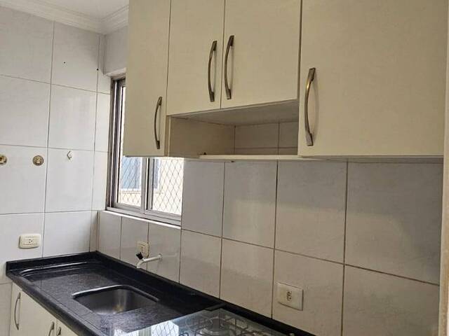 #197 - Apartamento para Venda em Cascavel - PR - 3