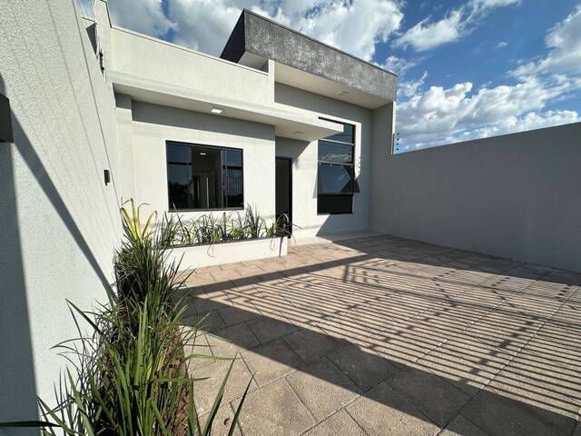 #301 - Casa para Venda em Cascavel - PR