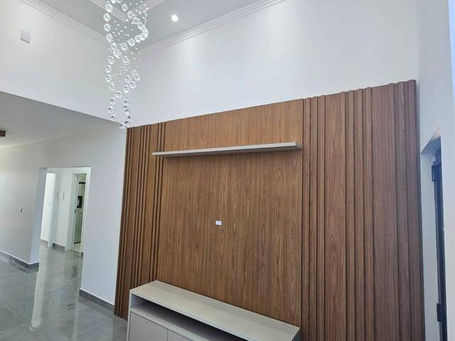 #324 - Casa para Venda em Cascavel - PR - 3