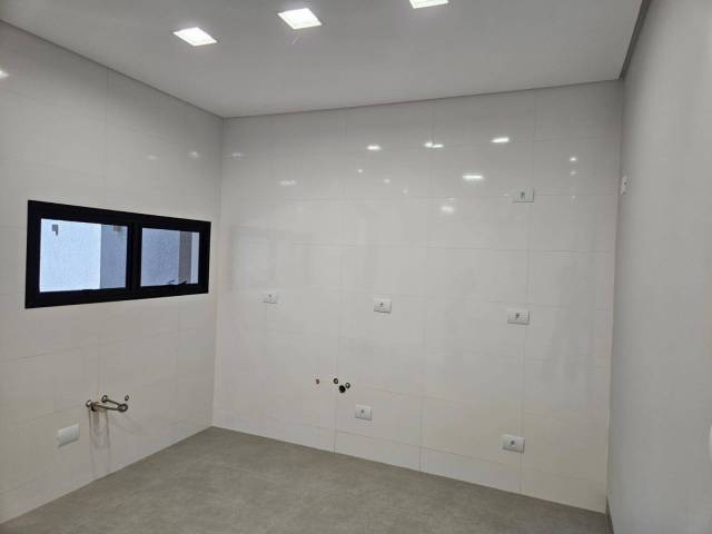Sobrado para Venda em Cascavel - 5