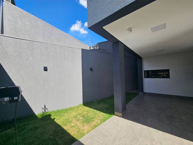 Sobrado para Venda em Cascavel - 4