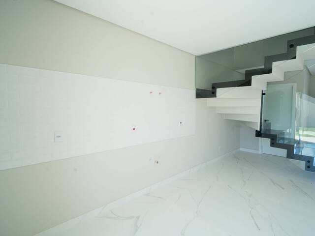 Sobrado para Venda em Cascavel - 5