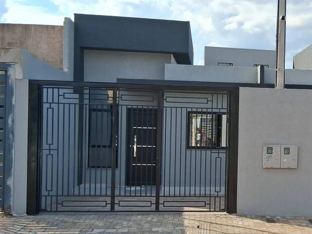 #346 - Casa para Venda em Cascavel - PR
