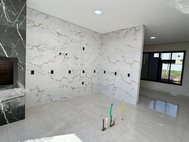 #347 - Sobrado para Venda em Cascavel - PR - 2