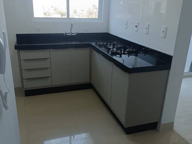 #357 - Apartamento para Venda em Cascavel - PR - 3