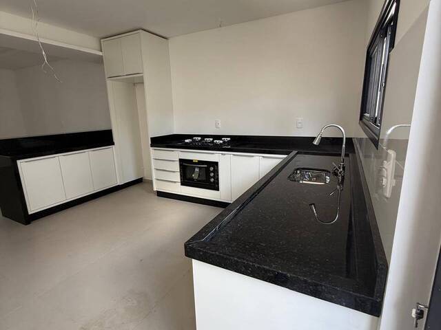 #15 - Sobrado para Venda em Cascavel - PR - 3