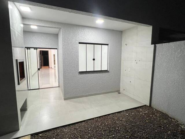 #367 - Casa para Venda em Cascavel - PR - 2