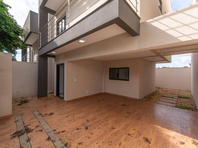 Sobrado para Venda em Cascavel - 2