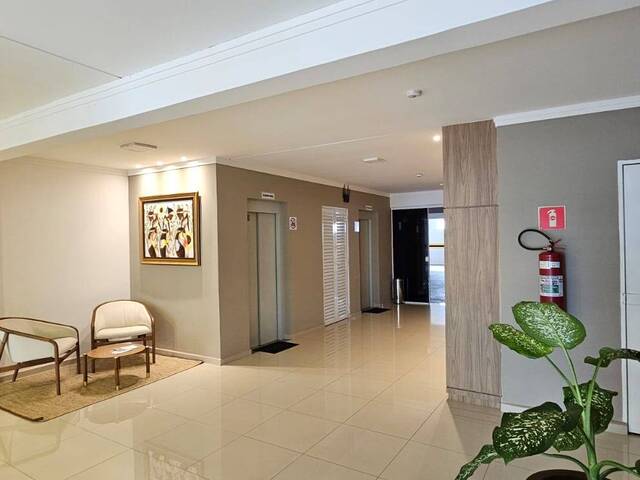 #281 - Apartamento para Venda em Cascavel - PR - 3